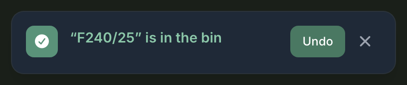 The message that follows a deletion, at the top right of the screen: it stays up for ten seconds.